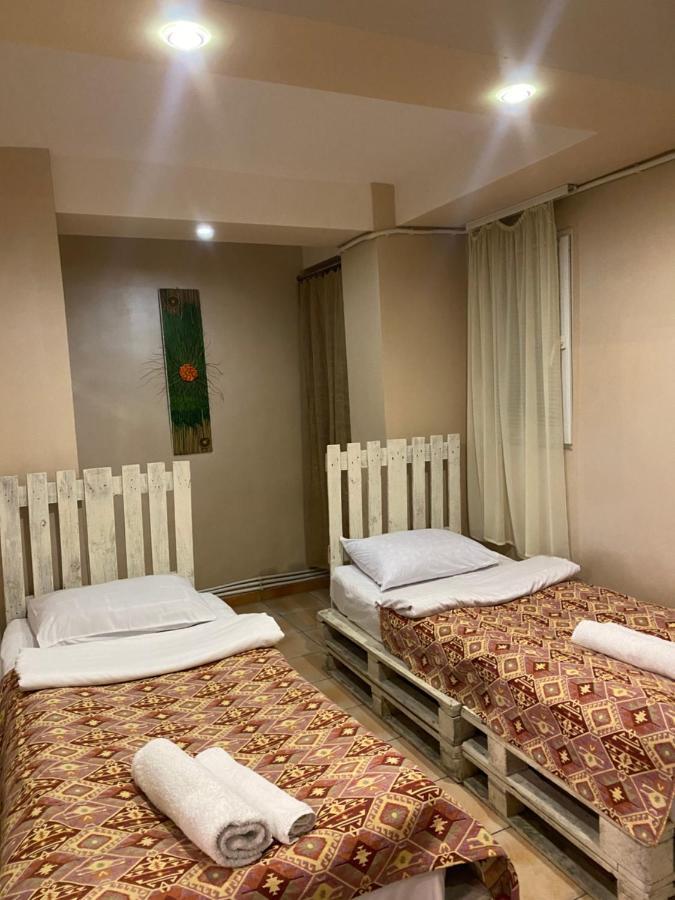 Mini Hostel N.Tigranyan 5 يريفان المظهر الخارجي الصورة