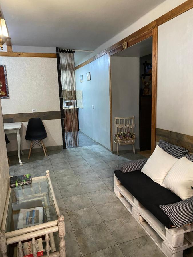 Mini Hostel N.Tigranyan 5 يريفان المظهر الخارجي الصورة