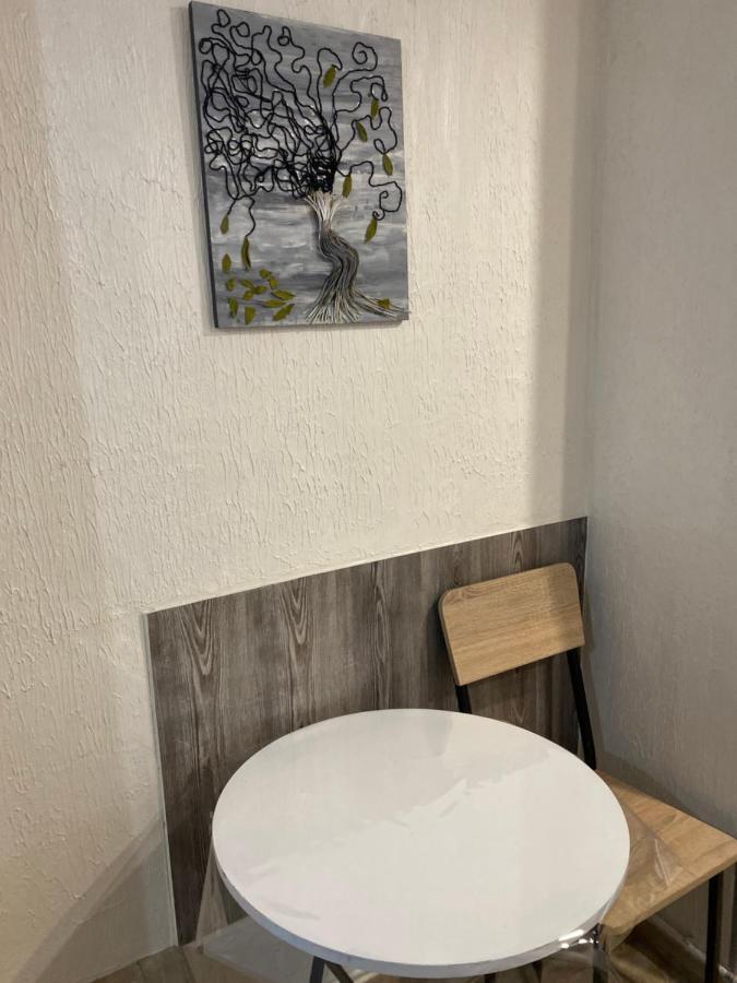 Mini Hostel N.Tigranyan 5 يريفان المظهر الخارجي الصورة