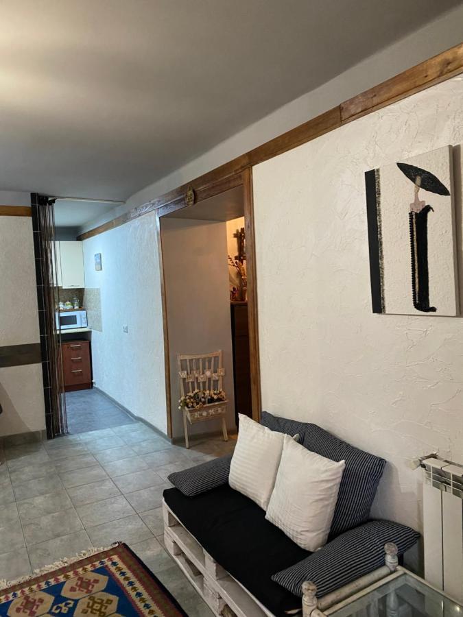 Mini Hostel N.Tigranyan 5 يريفان المظهر الخارجي الصورة