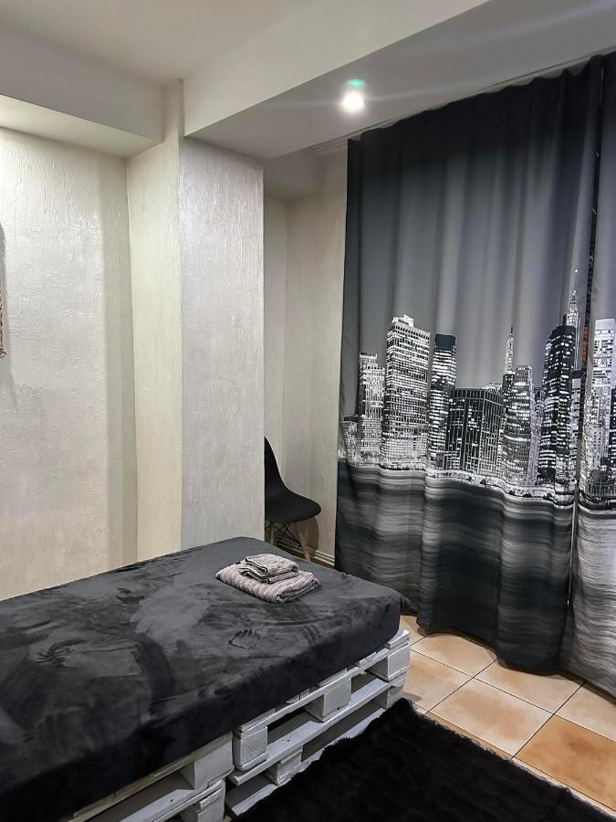 Mini Hostel N.Tigranyan 5 يريفان المظهر الخارجي الصورة