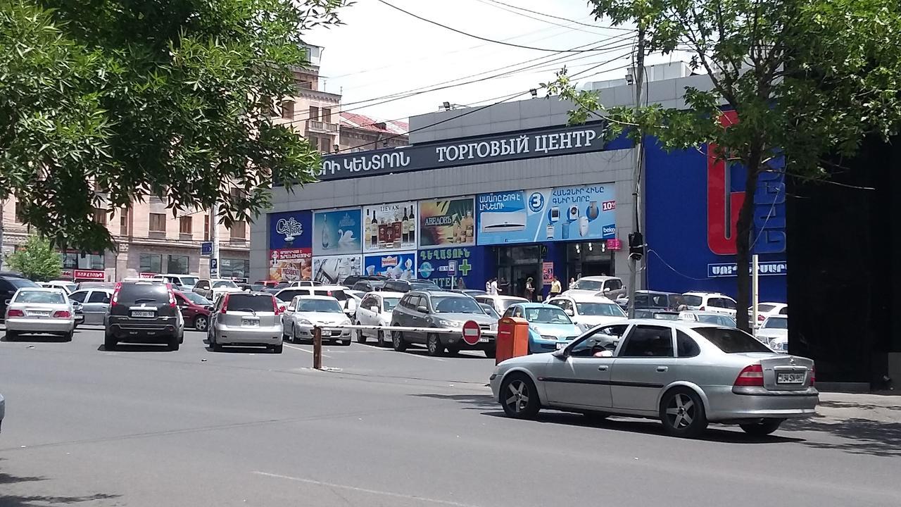 Mini Hostel N.Tigranyan 5 يريفان المظهر الخارجي الصورة